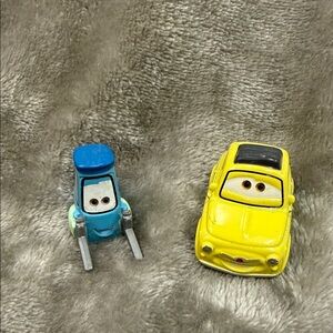 🏎️Disney Pixar Cars 2 Race Team Guido and Luigi